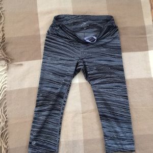 Athleta capri leggings size XS
